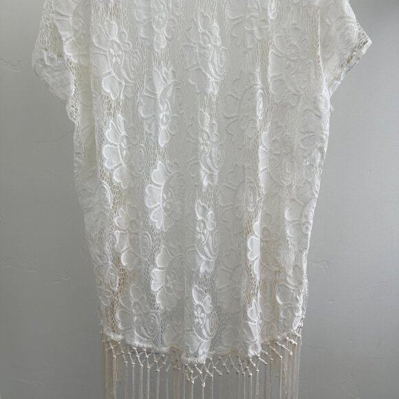 White Lace Kimono with Fringe - Picture 4 of 5